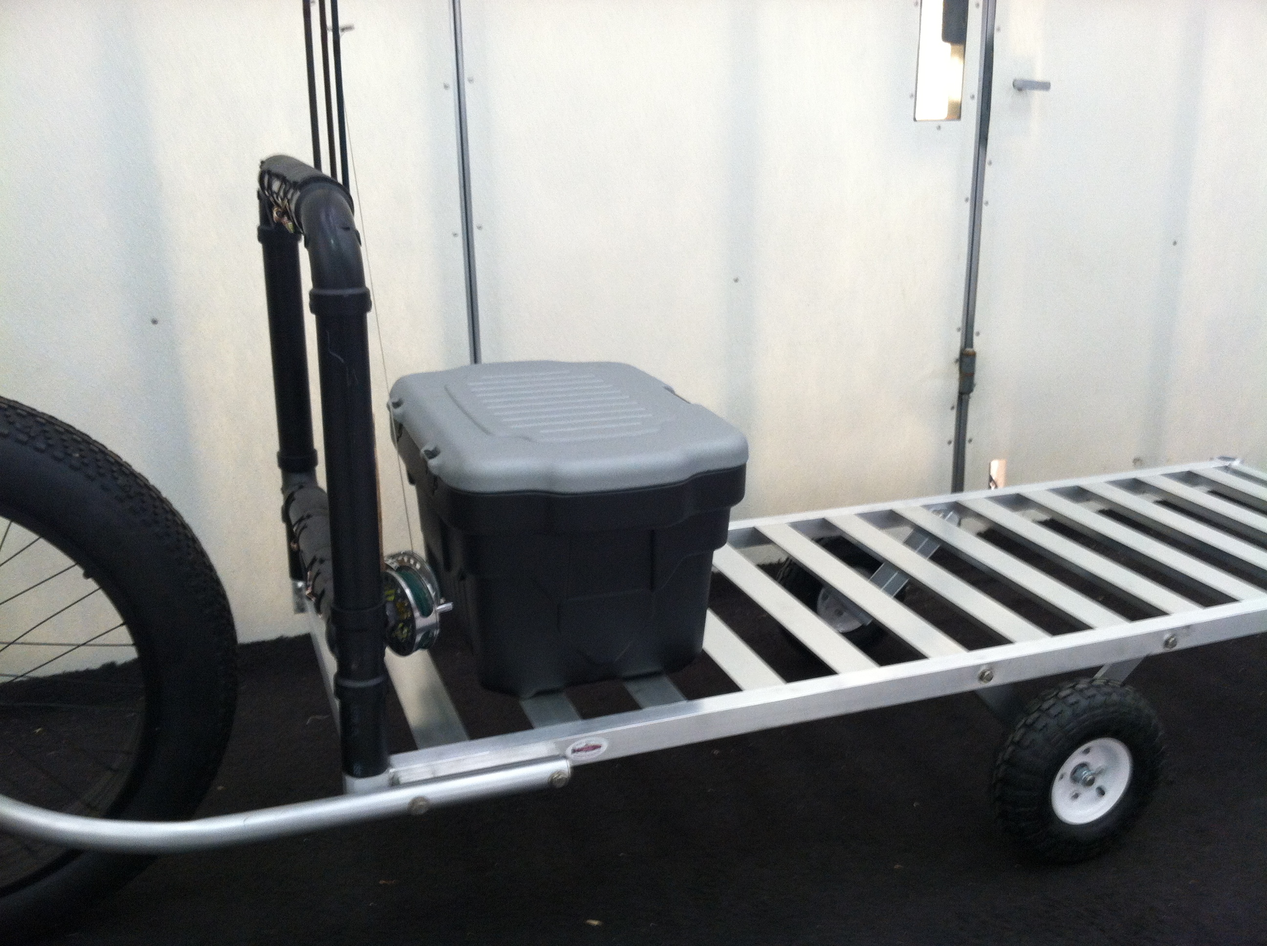 Heavy Duty Aluminum Flatbed Bike Trailer: Inside Cargo dims 56cmWx77cmL,  max Payload 125lbs - Comes with Easy-Install Steel Bike Hitch